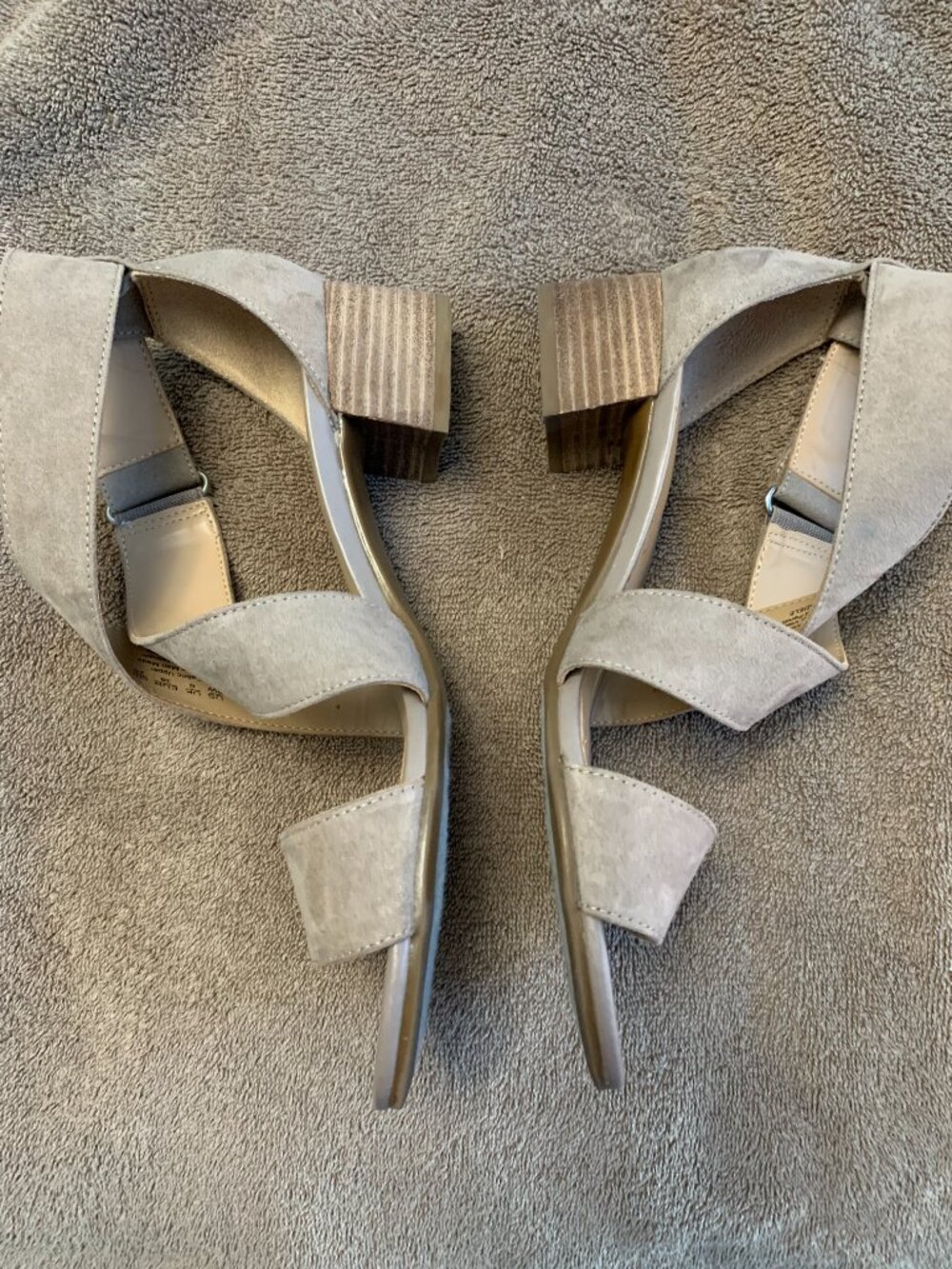 Naturalizer Sandal - Picture 2 of 3